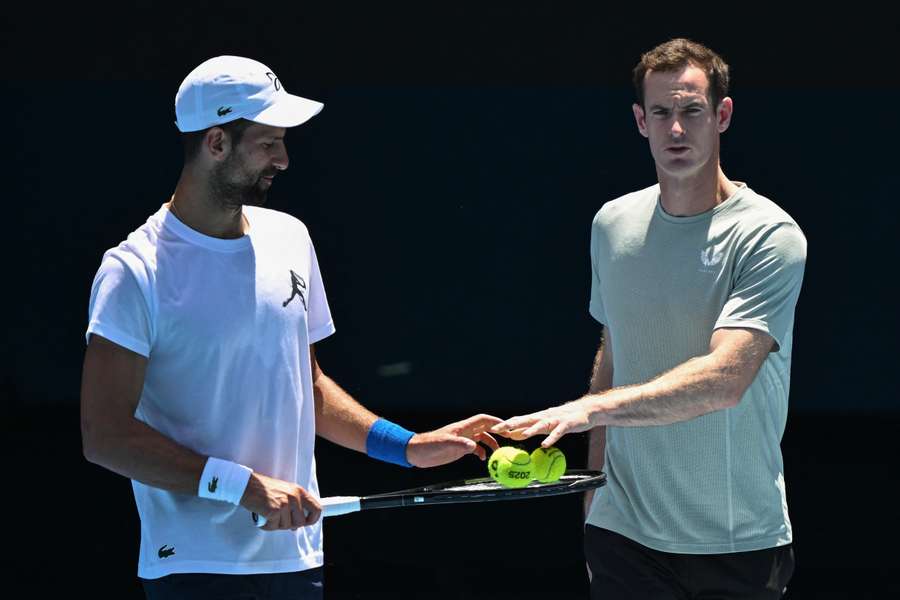 Nole (stânga) și Murray în timpul primului Grand Slam al sezonului