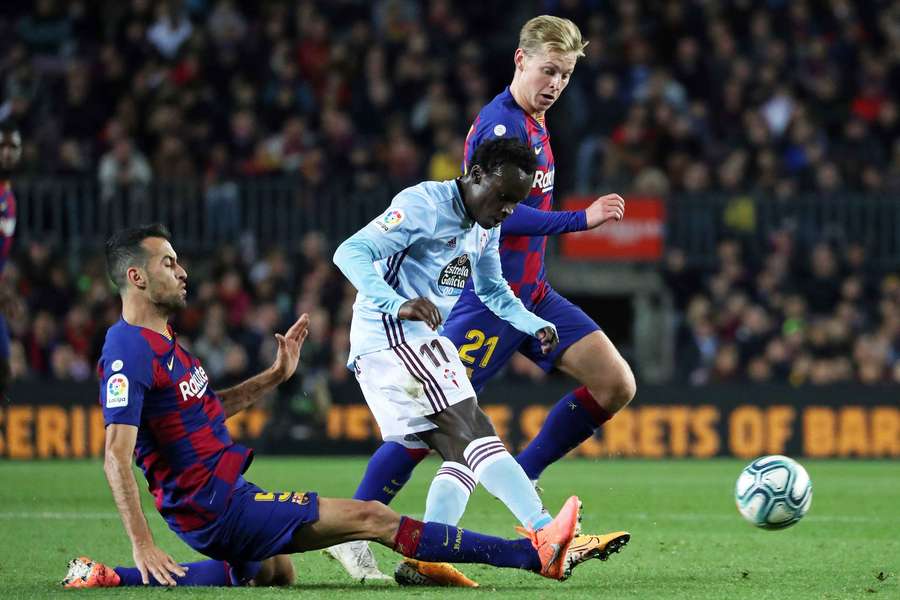 Pape Cheikh, durante un partido contra el Barcelona