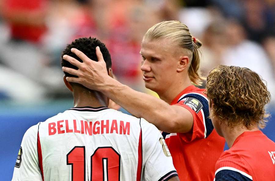 Bellingham a Haaland v menšej rozprave. Bellingham a Haaland v menšej rozprave.