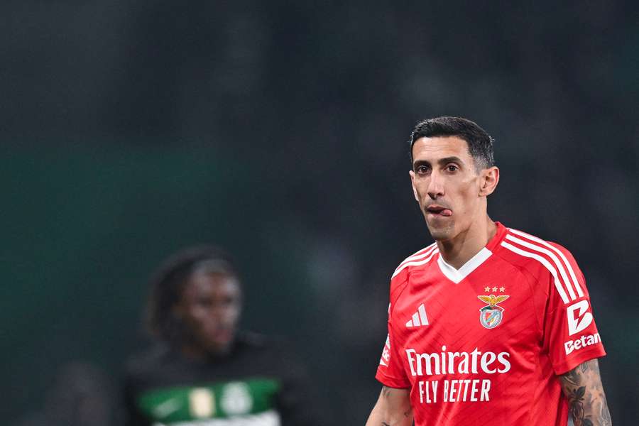 Di María se lesionou em confronto com o Monaco, na última quarta (12)