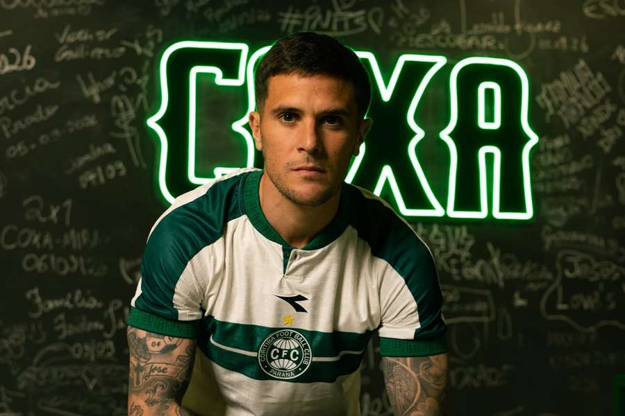 Fabricio Bustos é o novo reforço do Coxa Fabricio Bustos é o novo reforço do Coxa