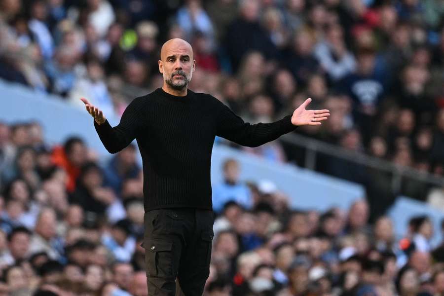 Guardiola face à Fulham avant la trêve internationale.