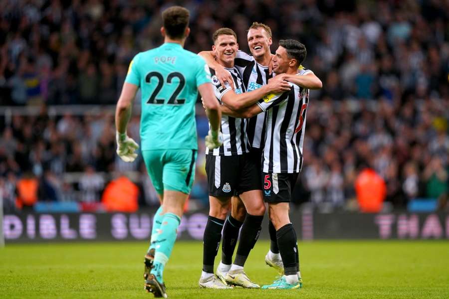 Newcastle feiert historischen Einzug in die Champions League.