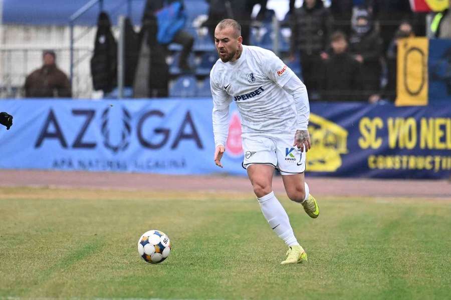 Denis Alibec a ajuns la final de contract după ce Farul s-a salvat în urma barajului cu Chindia Denis Alibec a ajuns la final de contract după ce Farul s-a salvat în urma barajului cu Chindia