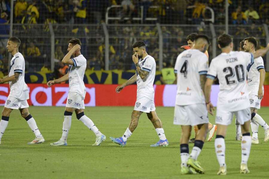 Vélez Sarfield y Riestra empatan.