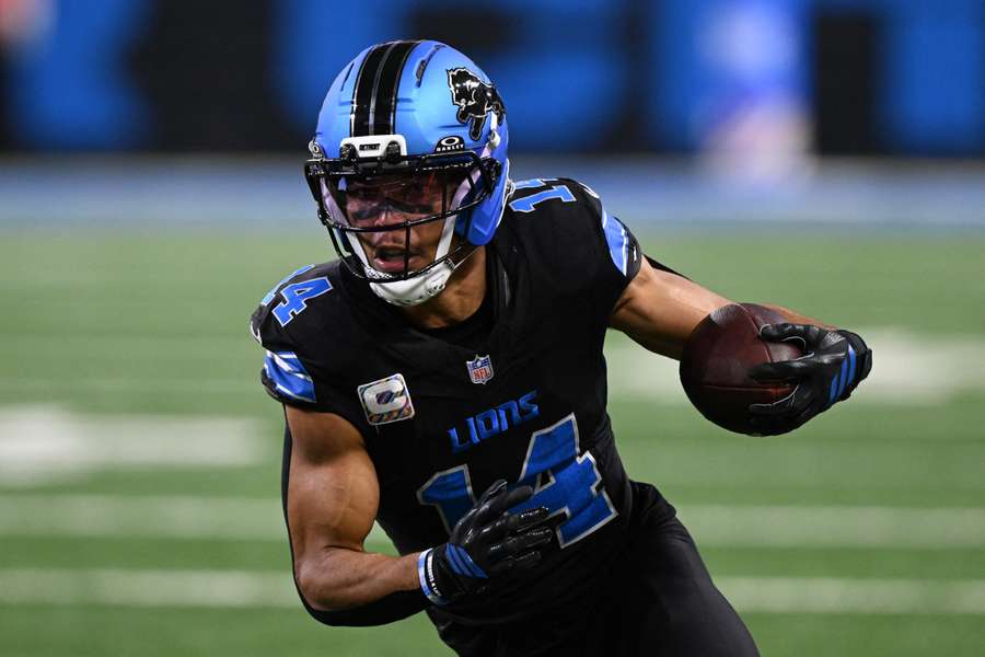 St. Brown fing neun Pässe für 153 Yards Raumgewinn St. Brown fing neun Pässe für 153 Yards Raumgewinn