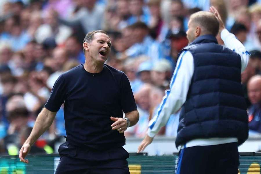 Frank Lampard (Coventry) réagit lors du match contre Brighton and Hove Albion