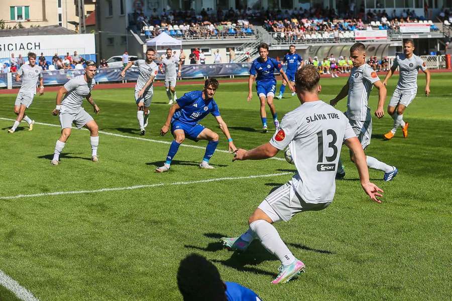 Slávia bola blízko k trom bodom. Slávia bola blízko k trom bodom.