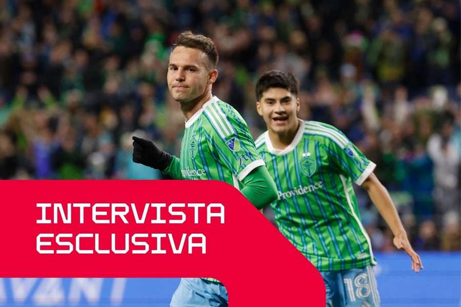 Danny Musovski in azione con i Seattle Sounders