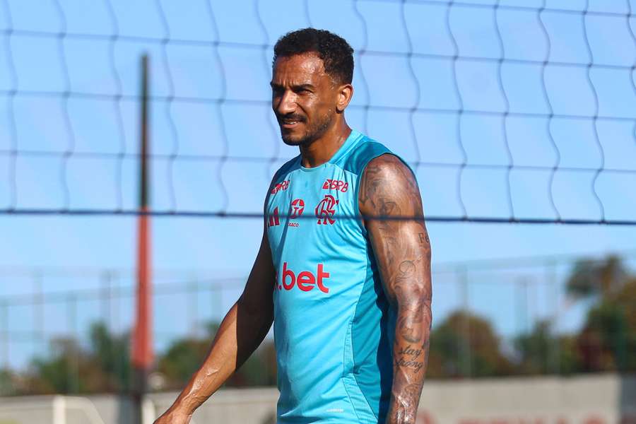 Danilo fica afastado por mais um jogo