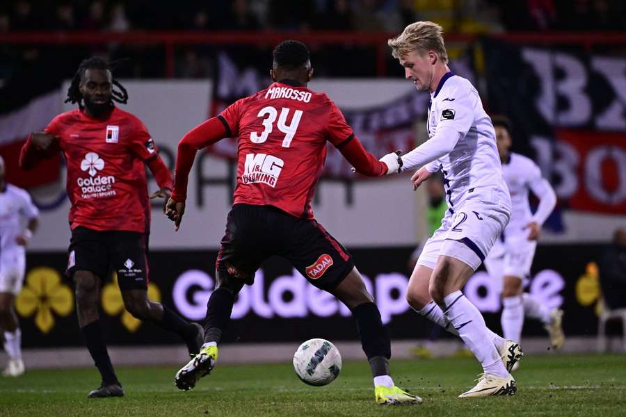 Dreyer og Dolberg hjælper Anderlecht til sejr i lokalderby