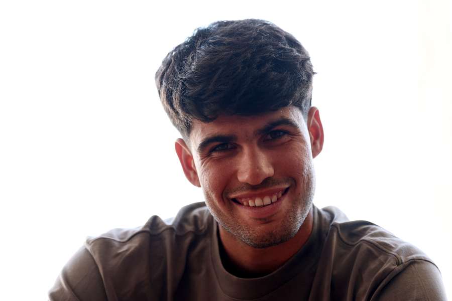 Carlos Alcaraz está de volta ao saibro