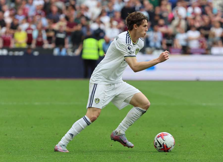 Brenden Aaronson playing for Leeds United