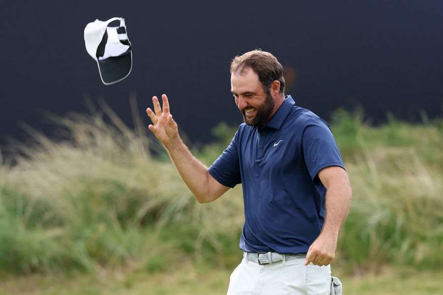 US-Golfstar Scottie Scheffler hat erstmals die British Open gewonnen und ein herausragendes Turnier gekrönt.