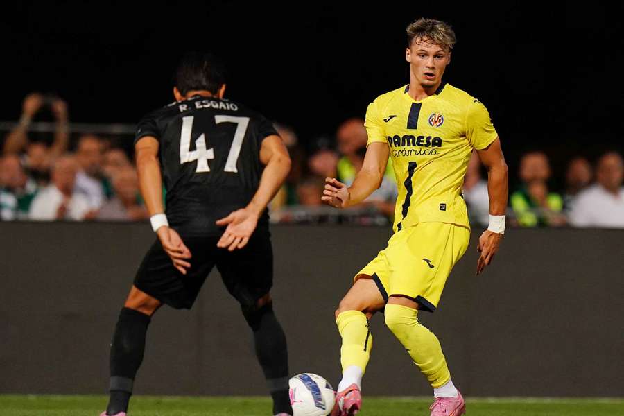 Pau Cabanes, en un amistoso con el Villarreal