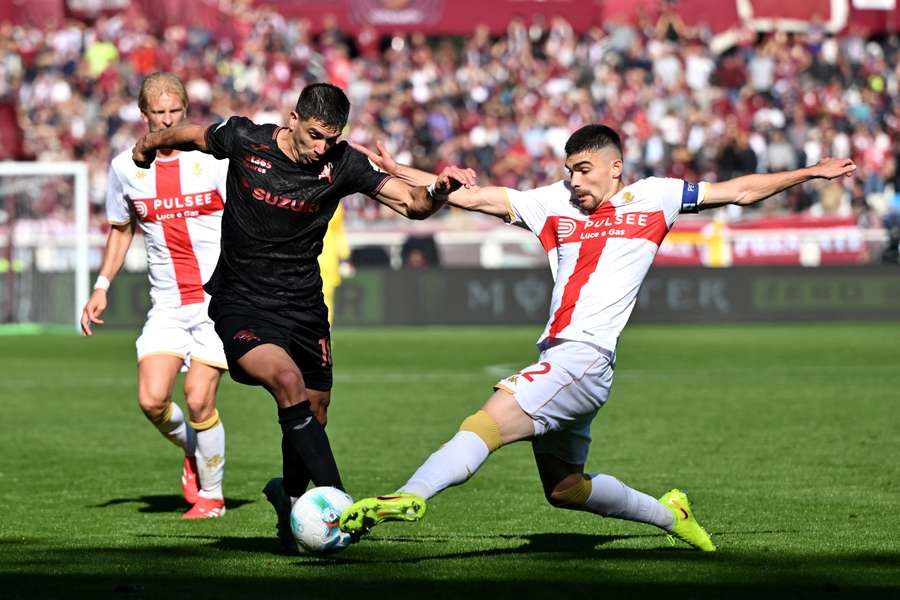 Torino venceu na receção ao Génova Torino venceu na receção ao Génova