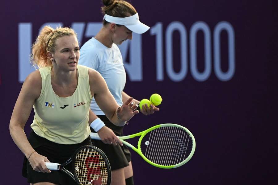 Krejčíková se Siniakovou si v Dauhá připsaly nečekanou porážku.