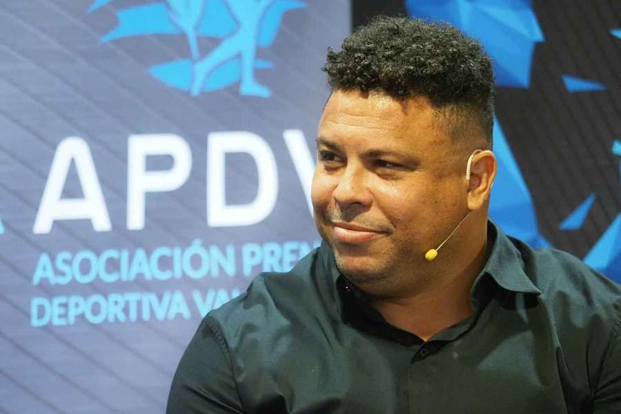 Hvězdný Brazilec Ronaldo už není majitelem Realu Valladolid