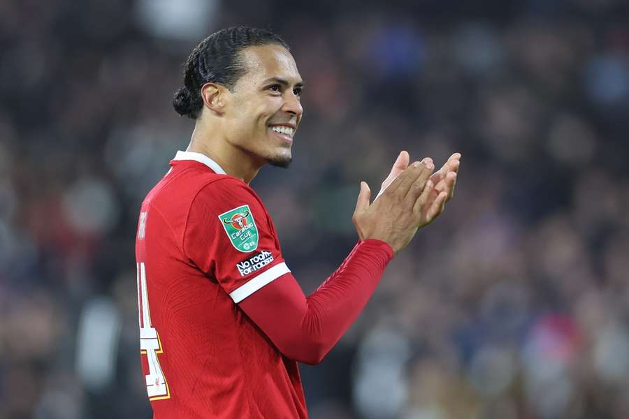 Virgil van Dijk staat met Liverpool in de finale om de League Cup, tegen Chelsea