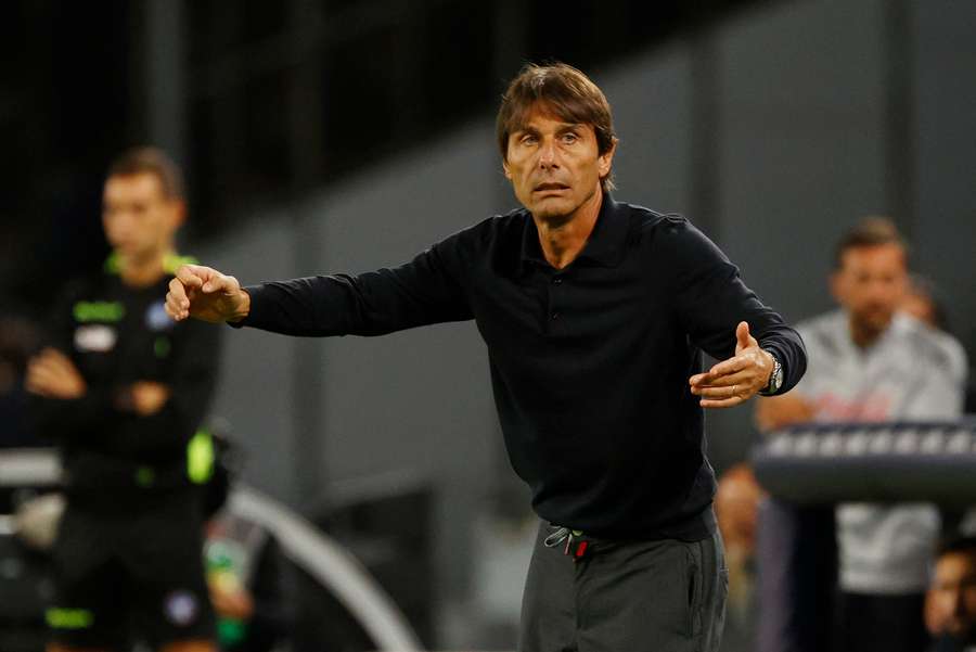 Napoli coach Antonio Conte