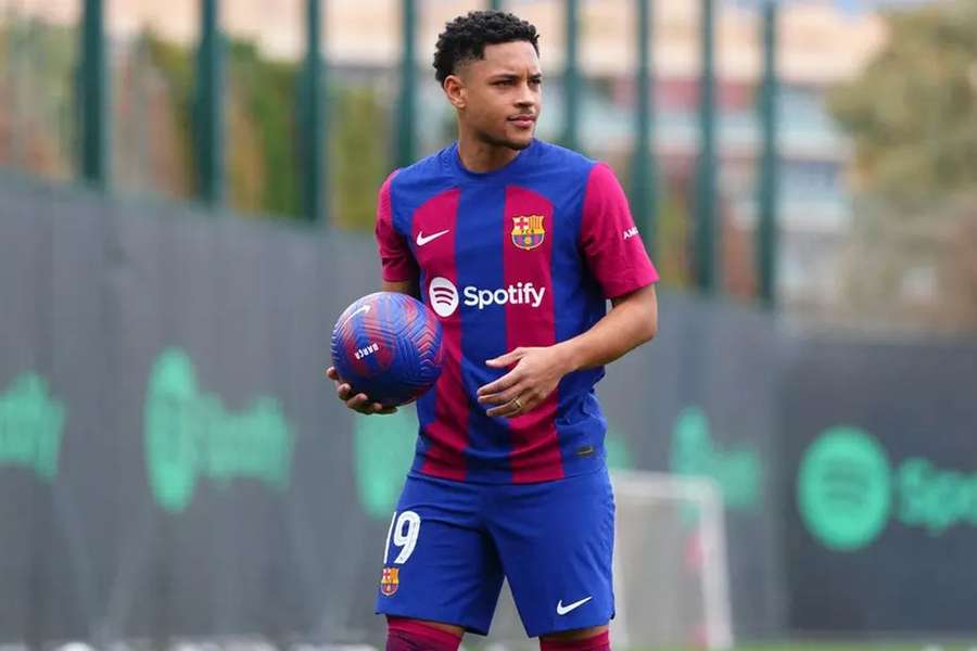 Vítor Roque fez 16 jogos pelo Barcelona na época passada