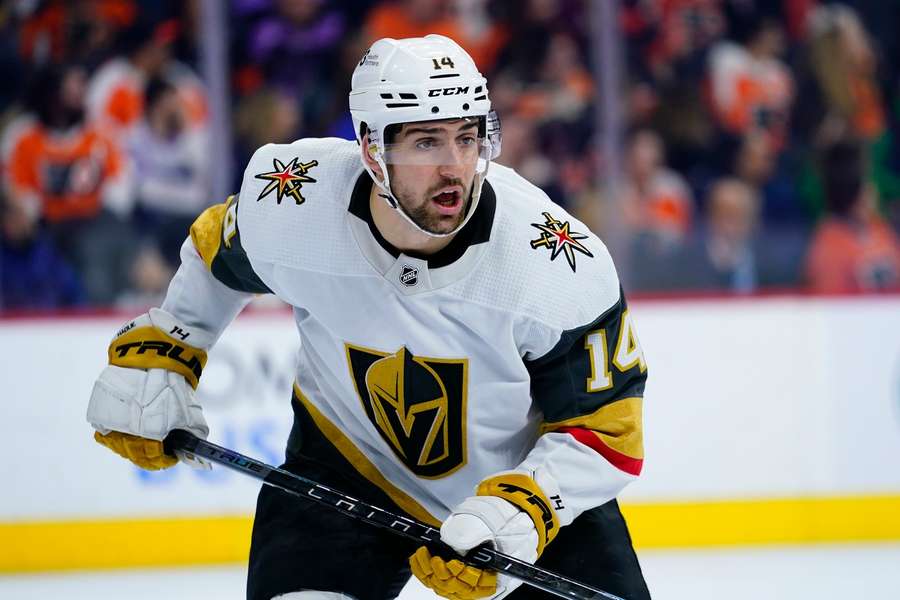 Hague bude aj naďalej členom defenzívy Vegas.