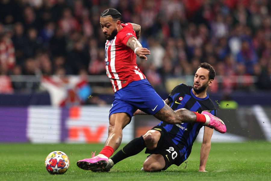 Memphis Depay in action during his time at Atletico Madrid
