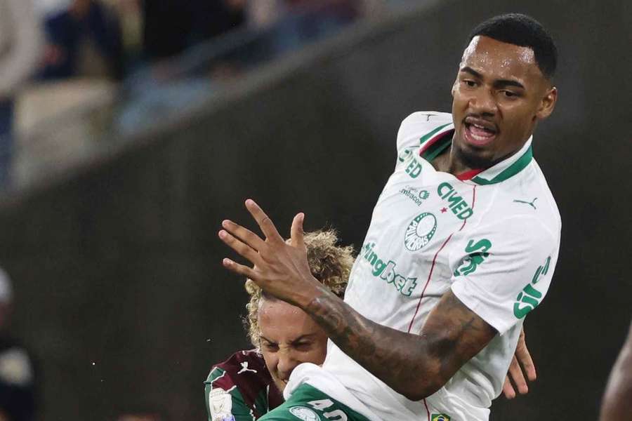 Manchester City tenta tirar Allan do Palmeiras Manchester City tenta tirar Allan do Palmeiras