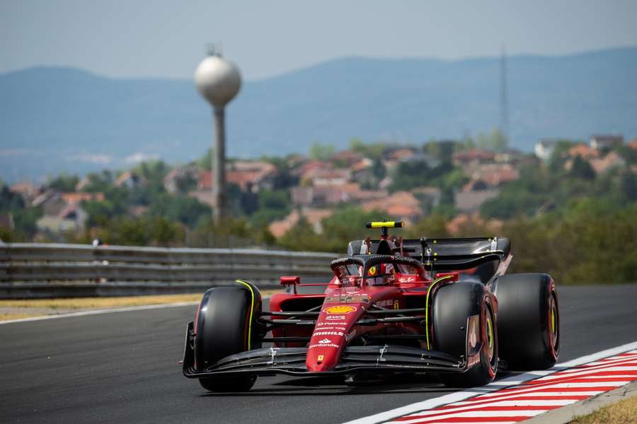 Carlos Sainz při tréninku na VC Maďarska