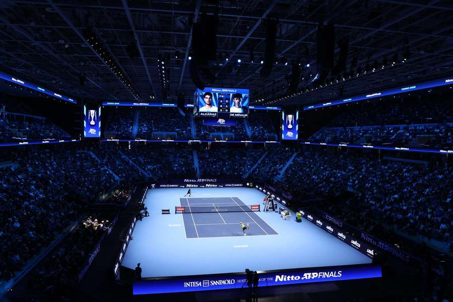 Tenis Flash: Carlos Alcaraz zmierzy się z Taylorem Fritzem o półfinał ATP Finals