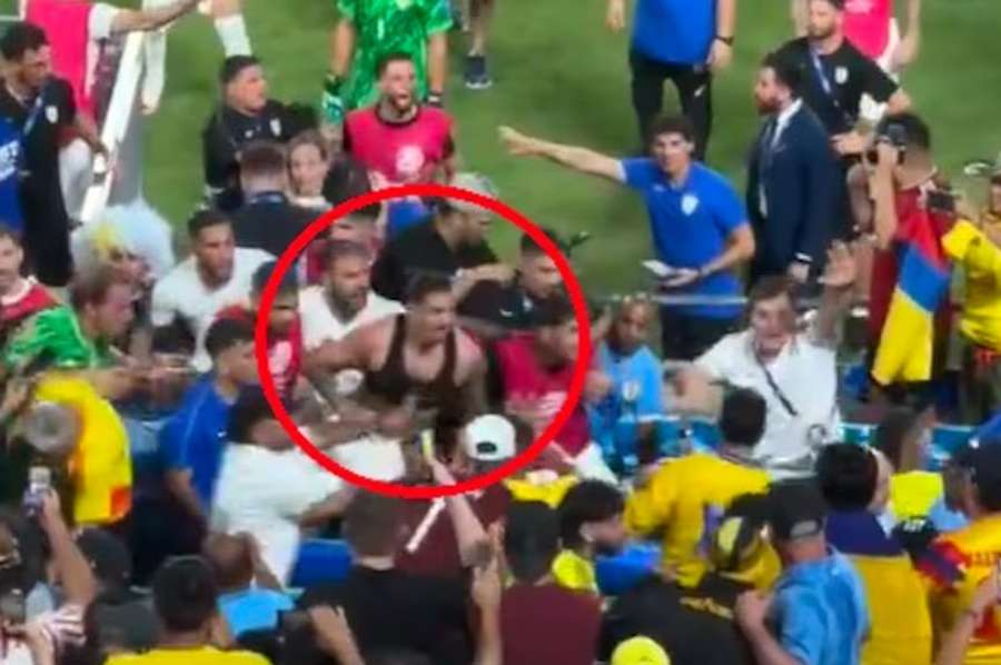 Pelea entre jugadores de Uruguay y aficionados colombianos