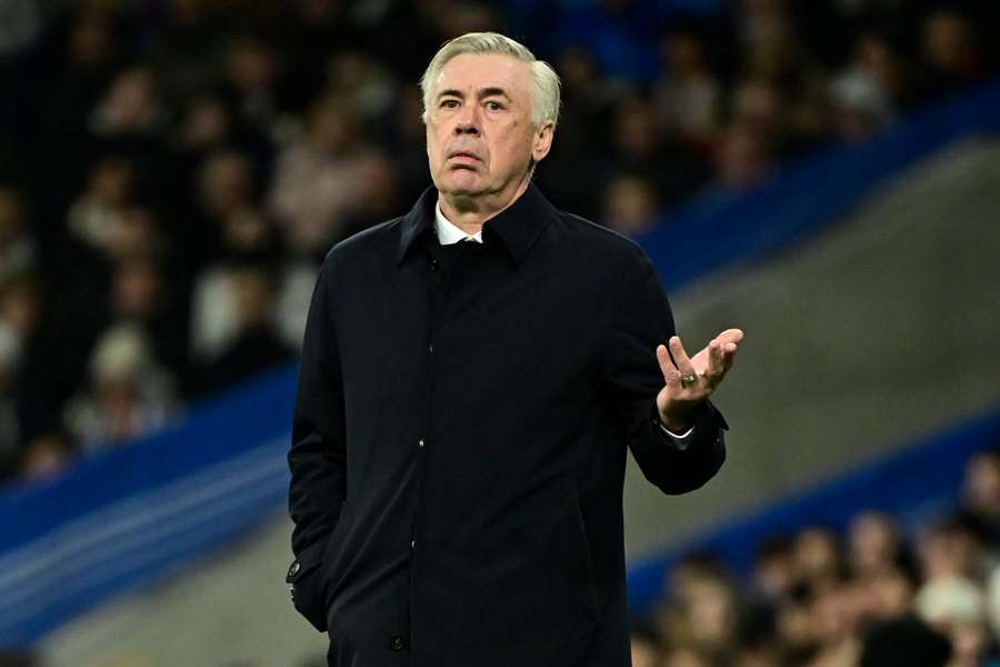 Ancelotti, durante el partido contra el Valencia.