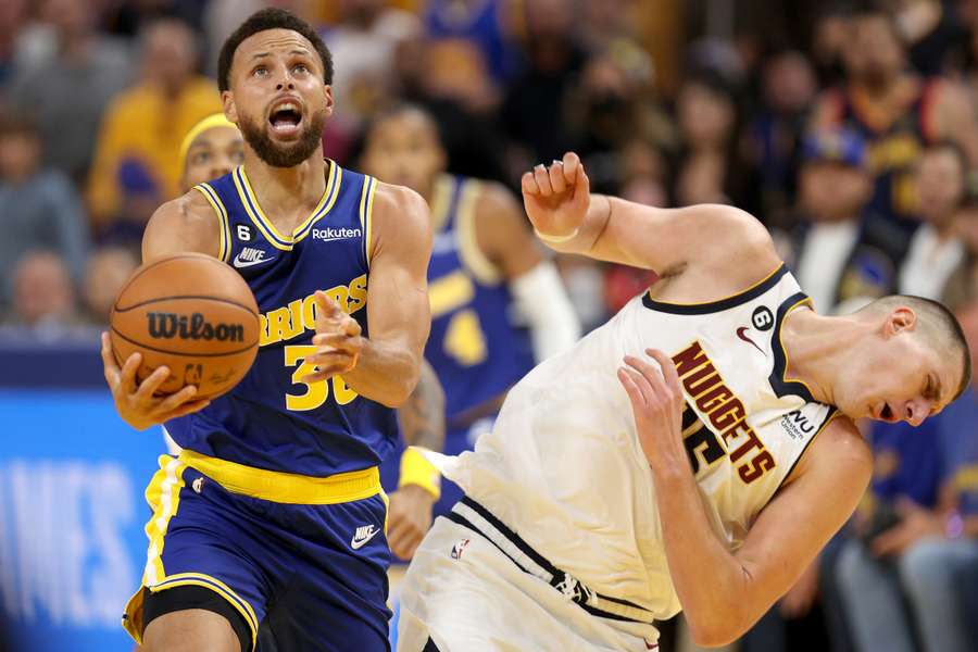 Curry, incesante contra los Nuggets