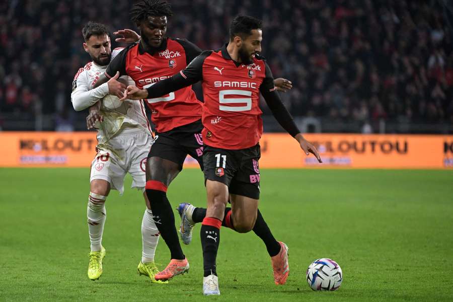 Al-Tamari, Brassier, Del Castillo, lors du derby breton entre Rennes et Brest. Al-Tamari, Brassier, Del Castillo, lors du derby breton entre Rennes et Brest.