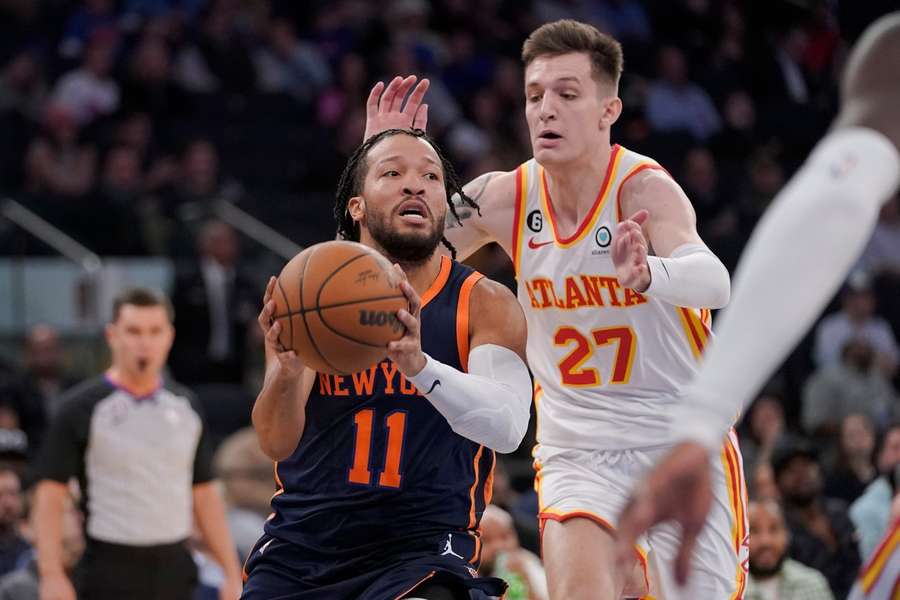 Vít Krejčí zmírnil porážku Hawks sedmi body.