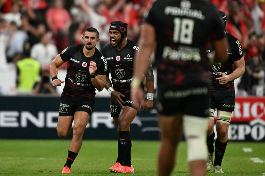 Pita Ahki celebrates a Thomas Ramos penalty in extra time