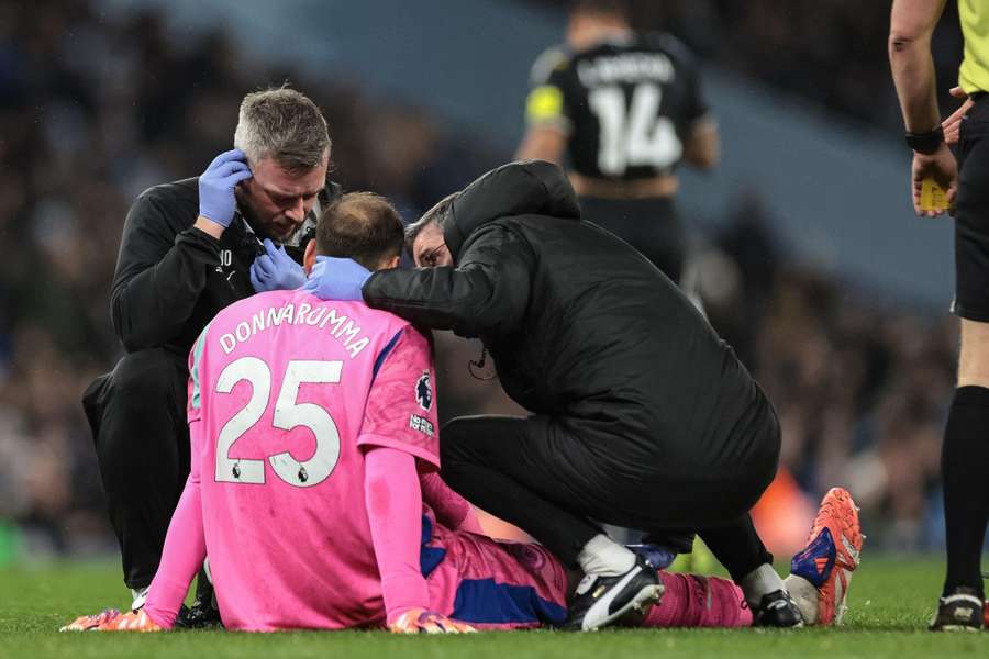 La pause médicale pour Donnarumma lors d’un match de championnat contre Leeds avait déclenché des débats en Angleterre.