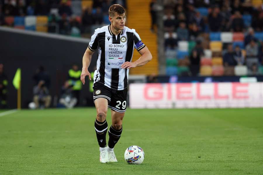 Leeds agree deal with Udinese for Bijol