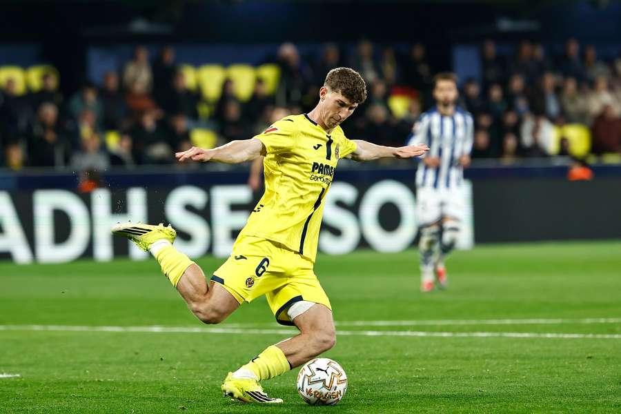 Atletico Madrid scouting Villarreal fullback Navarro as part of transfer shift