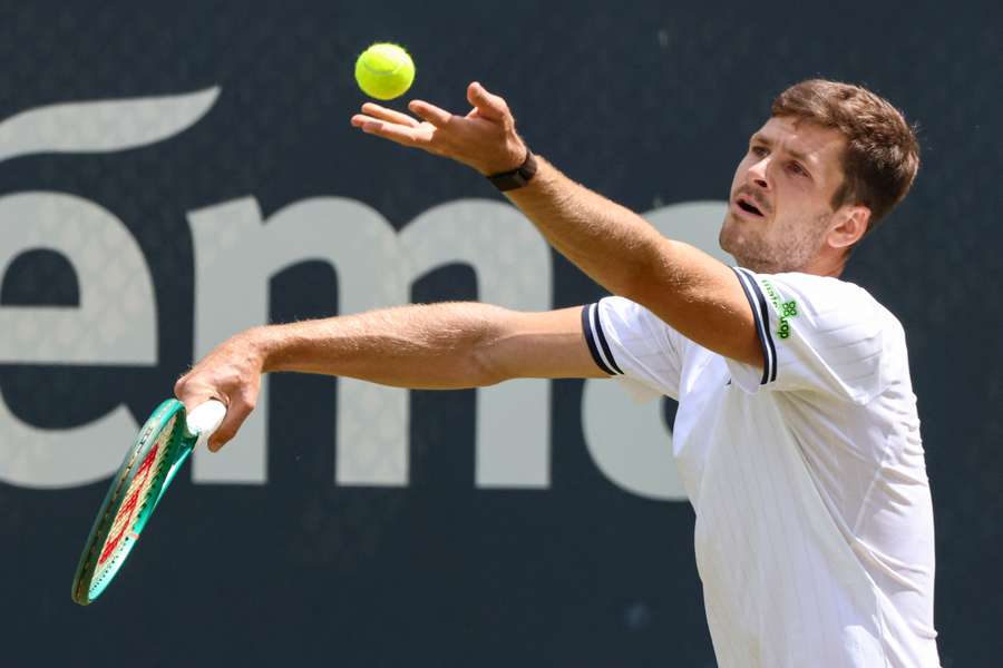 Tenis Flash: Majchrzak, Hurkacz i Fręch w akcji na trawie