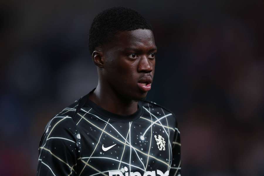 Chelsea defender Sarr loaned back to Strasbourg in fifth deal between the two clubs Chelsea defender Sarr loaned back to Strasbourg in fifth deal between the two clubs