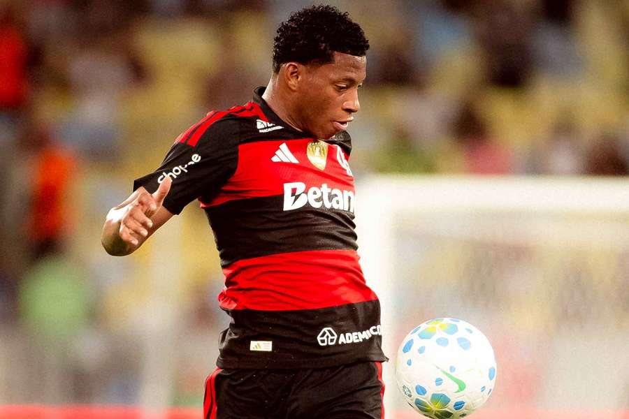 Flamengo fecha venda de Plata para Dínamo de Moscou Flamengo fecha venda de Plata para Dínamo de Moscou