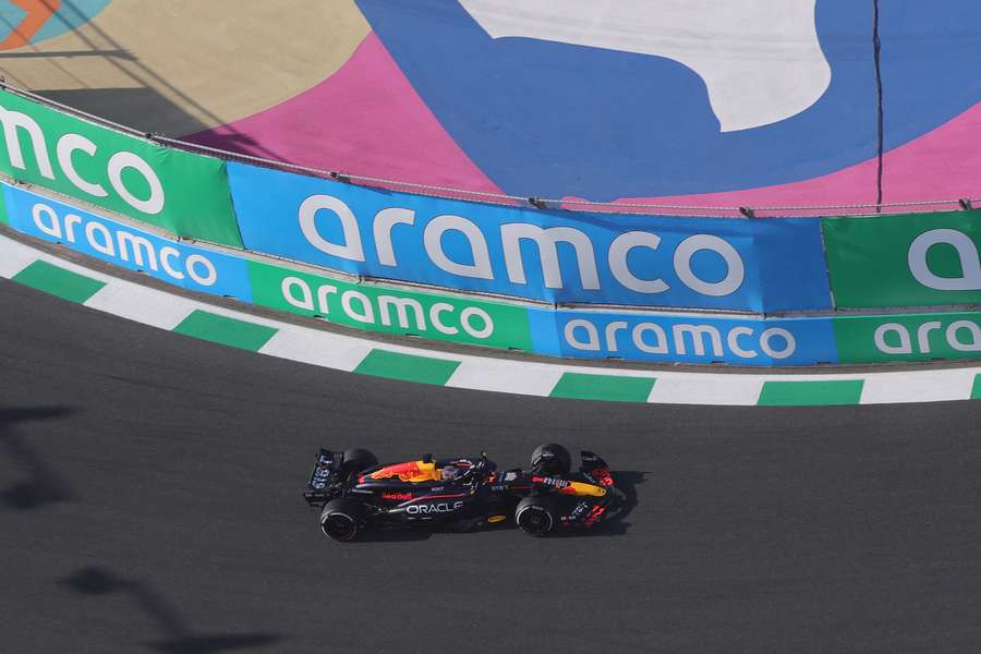 Max Verstappen out on top in Saudi practice