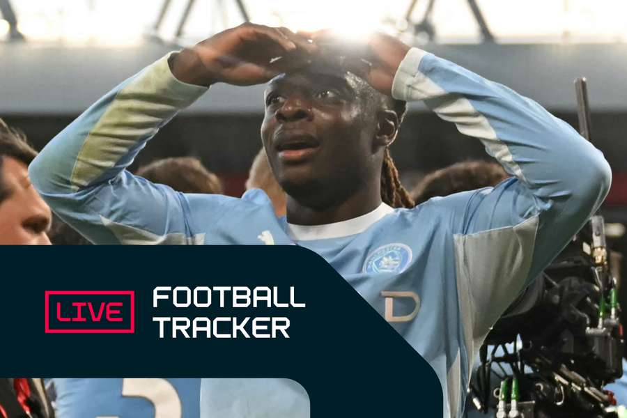Premier League LIVE