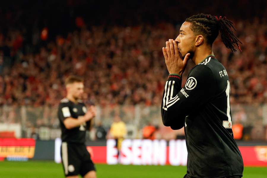 Serie gerissen, Konkurrenz distanziert: "Kein Dämpfer" für Bayern Serie gerissen, Konkurrenz distanziert: "Kein Dämpfer" für Bayern