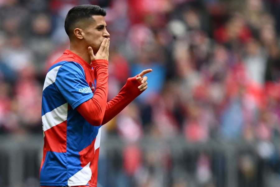 João Cancelo ao serviço do Bayern