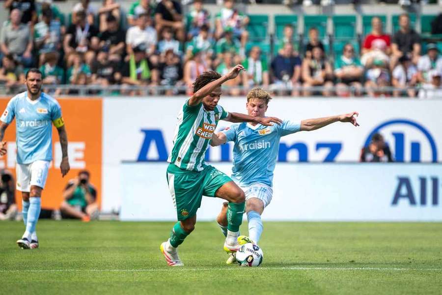 Rapid-Neuzugang Janis Antiste beim internationalen Testspiel gegen Union Berlin.