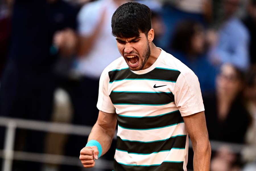 Carlos Alcaraz conseguiu uma incrível virada na final de Roland Garros