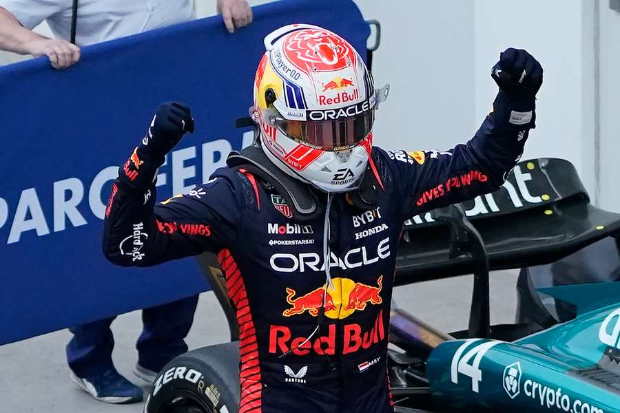 Verstappen kwam weer als winnaar uit de auto