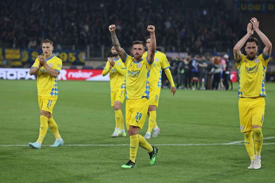 Braunschweig gwann das Hinspiel in Saarbrücken mit 2:0.